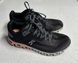 On Cloud Cloudflow Women’s Running Shoes thumbnail 1