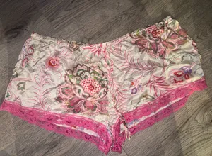 Victoria’s Secret SILK Rare Floral / Lotus Silk Shorts L thumbnail 1