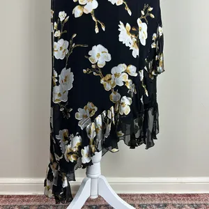 Alice + Olivia Silk Floral Asymmetrical Maxi‎ Dress Size 2 thumbnail 4