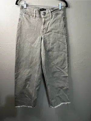 Banana Republic High Rise Wide Leg Cropped Raw Hem Gray Beige Wash Denim Jeans thumbnail 2