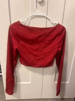Crop workout top tik tok shop Red thumbnail 2