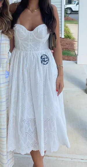 White Eyelet Dress Size L thumbnail 2