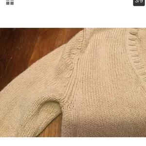 Vtg Banana Republic Women S/M Camel V-neck Sweater thumbnail 3