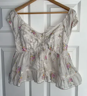 Universal Threads Floral Tie Blouse thumbnail 1