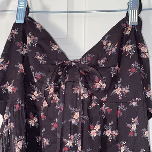 American Eagle summer blouse thumbnail 2