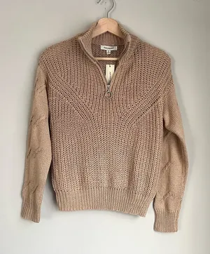 Francesca’s NWT Anita Knit Quarter Zip Pullover Sweater Size Small Tan thumbnail 1
