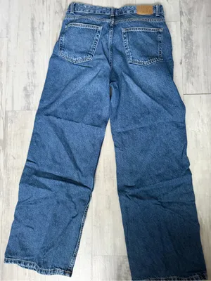 Classic straight Women’s Blue Jeans thumbnail 4
