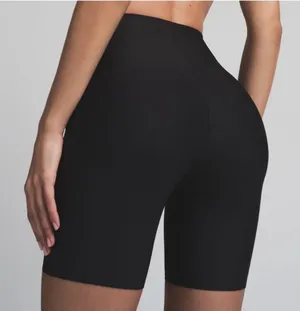 SKIMS Black Hip Shaping Enhancement Padded Mid Thigh Short Size Large thumbnail 1