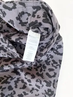 Athleta Leopard Elation Ultra High Rise Tight - Gray Black - Size Small thumbnail 5