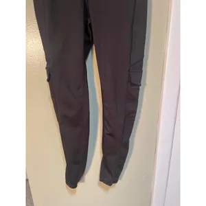 POP Fit Women's Size Medium Cargo Leggings Side Pockets Black High Rise Stretch thumbnail 3