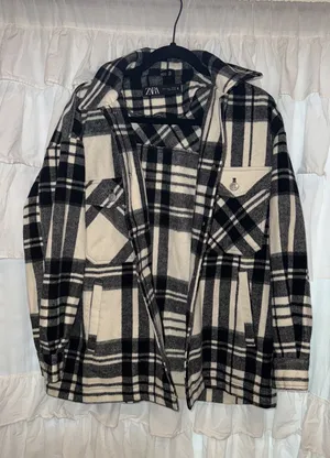 ZARA Flannel Shacket thumbnail 1