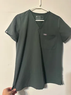 Figs scrub set (Catarina top, rafaela top, skinny yola pants regular XS) thumbnail 3