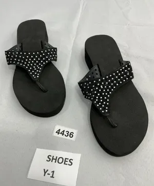 Womans Platform Sandals 10 Thong Style Rhinestone Band Black thumbnail 1