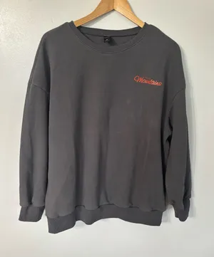 Gray Crewneck Sweatshirt with Orange 'Mountains' Script Size M thumbnail 1
