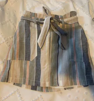 Skirt thumbnail 1