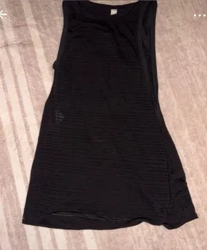 Lululemon Black Women's workout Sleeveless Tank Top thumbnail 1