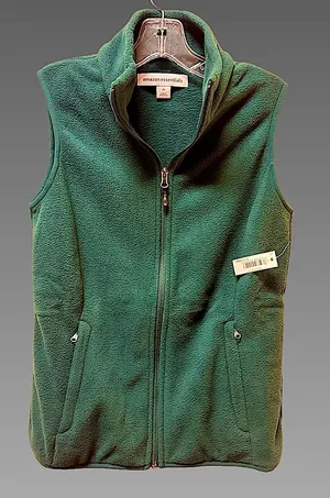 NWT Amazon Essentials‎ Women's Classic-Fit Sleeveless Polar Soft Fleece Vest XS thumbnail 1