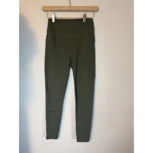 Beyond Yoga Space Dye High Waisted Dark Green Leggings Sz M thumbnail 9