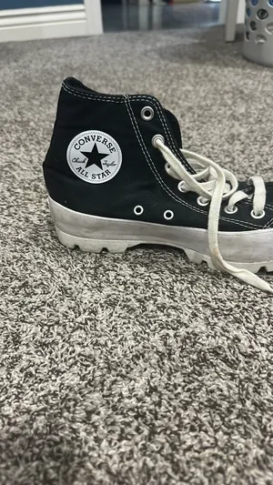 Women’s Chuck Converse Taylor Platform thumbnail 3