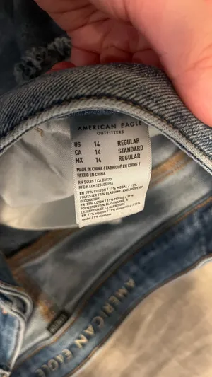 American Eagle Jeans thumbnail 4