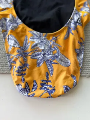 Jolyn Clothing Brandon 2 Yellow Blue Floral Onesie Swimsuit Sz 32 RARE Print thumbnail 4