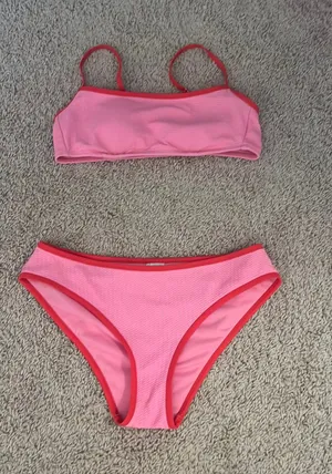 Bikini Target thumbnail 1