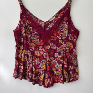 Free People Floral Cami Top Lace Trim V Neck Sleeveless‎ Blouse Medium thumbnail 8
