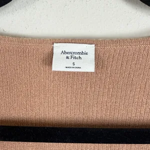 NWT Abercrombie & Fitch Ottoman Square Neck Ribbed Swearer Tee in Tan Size Small thumbnail 3