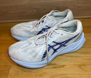 Asics Novablast 3 Women's Running Shoes - Size 12 thumbnail 1