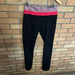 Lululemon Skinny Groove Pant Full-On Luon Black/Prism Petal Multi Revisable thumbnail 5