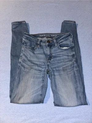 American Eagle Outfitters Women’s Faded Blue Skinny Jeans thumbnail 2