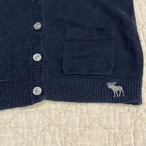 Abercrombie and Fitch Navy Blue Long Sleeve Sweater Size Small thumbnail 5