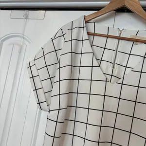 Melloday White And Black Blouse Size 1X‎ thumbnail 3