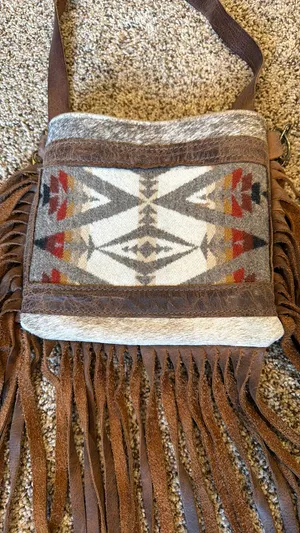 Purse thumbnail 1