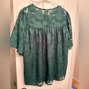 Amazon brand green lace short sleeved top thumbnail 5