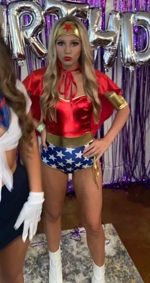 Wonder Woman Costume thumbnail 3