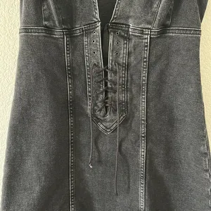 FREE PEOPLE something sweet v neck Black Denim Mini Dress with Puff Sleeves sz 4 thumbnail 3