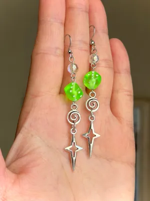 Handmade sparkle star & swirl & dice grunge y2k street style dangle earrings💫🌀💚 thumbnail 5