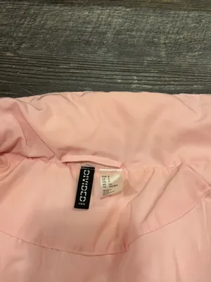 H&M Pink Puffer Vest thumbnail 3