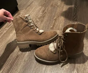 Universal Threads Brown Suede Boots thumbnail 1