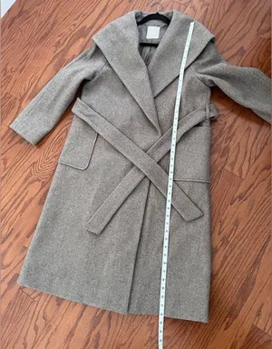 Wool coat thumbnail 5