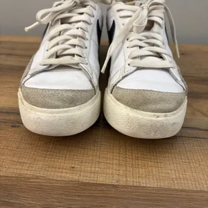 Nike Blazer Platform Sneakers Shoes White Black Women’s thumbnail 3