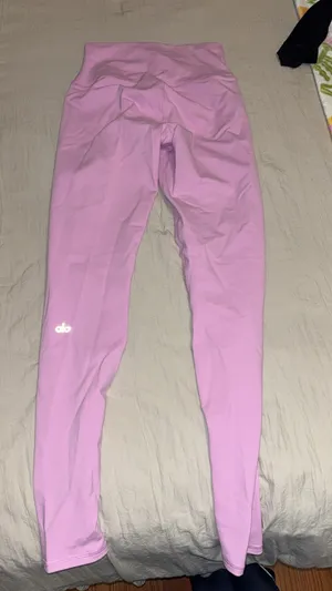 Alo yoga high waisted airlift candy heart pink full length leggings thumbnail 4