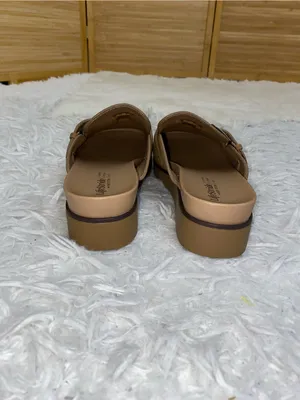 LifeStride Life Stride tan Gillian clogs slip ons woman’s size 7 comfort thumbnail 4