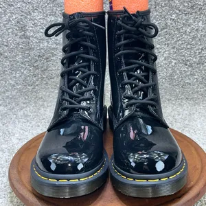 Dr. Martens 1460 US Men’s 7 Women’s 9 Black Smooth Leather Boots New Unisex thumbnail 2