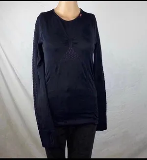 Athletic Long Sleeve Black thumbnail 7