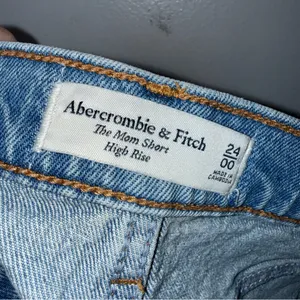 abercrombie‎ fitch The Mom Short High Rise Blue Size 24/00 thumbnail 4