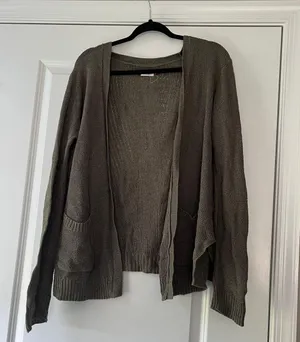 SO Sweater thumbnail 1