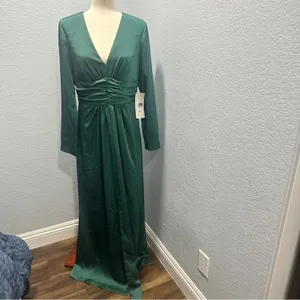 Kay Unger Kayla Gown Size 10 Green Formal Evening Gown Mother of Bride NWT thumbnail 4