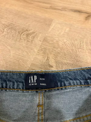 Gap Barrel Jeans Size 4 thumbnail 2